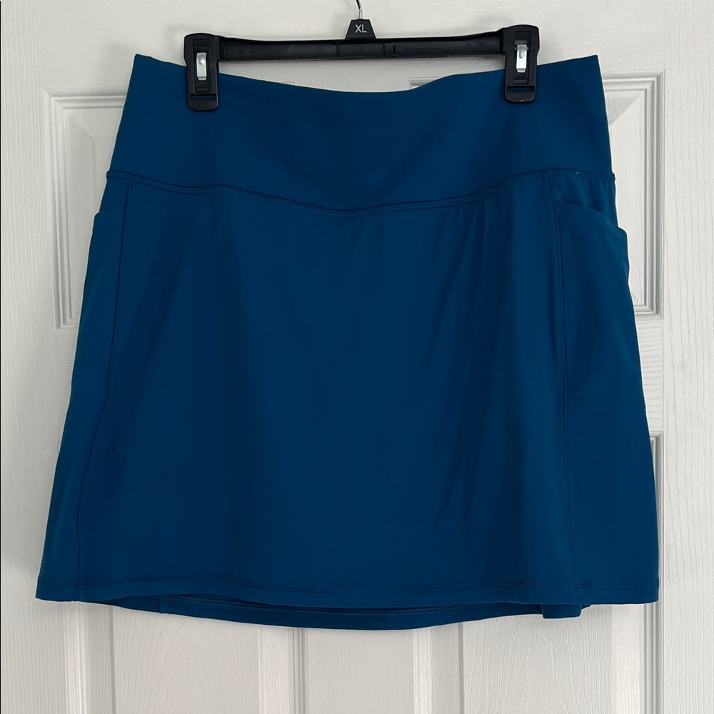 Athleta Salutation Stash 16 1/2” Vibrant Blue Skort